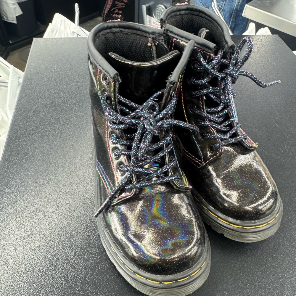 Dr. Martens Kids Iridescent Black Boots